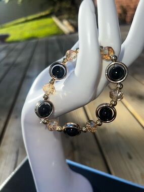 Elegant Black Bead and Gold Tone Stretch Bracelet
